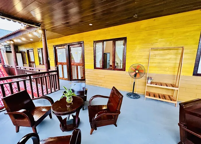 Kim An Homestay, Pizza - Cafe 3* Hạ Long